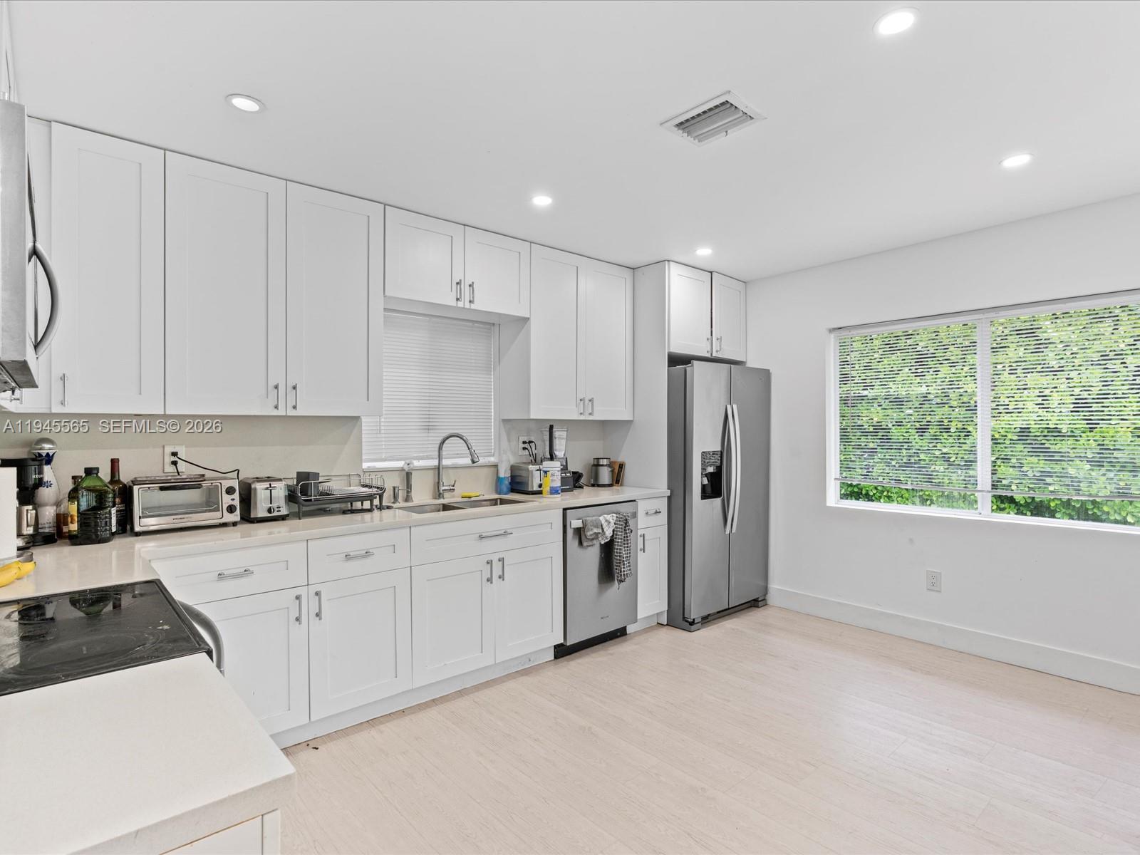 5265 SW 78th St Miami, FL 33143