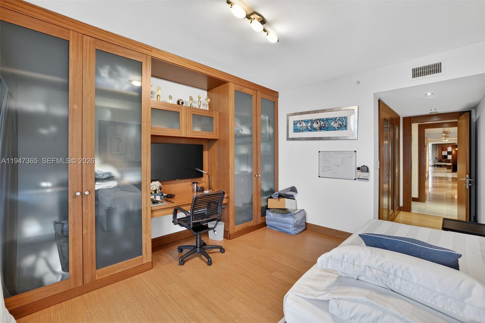 3201 NE 183rd St #906 Aventura, FL 33160