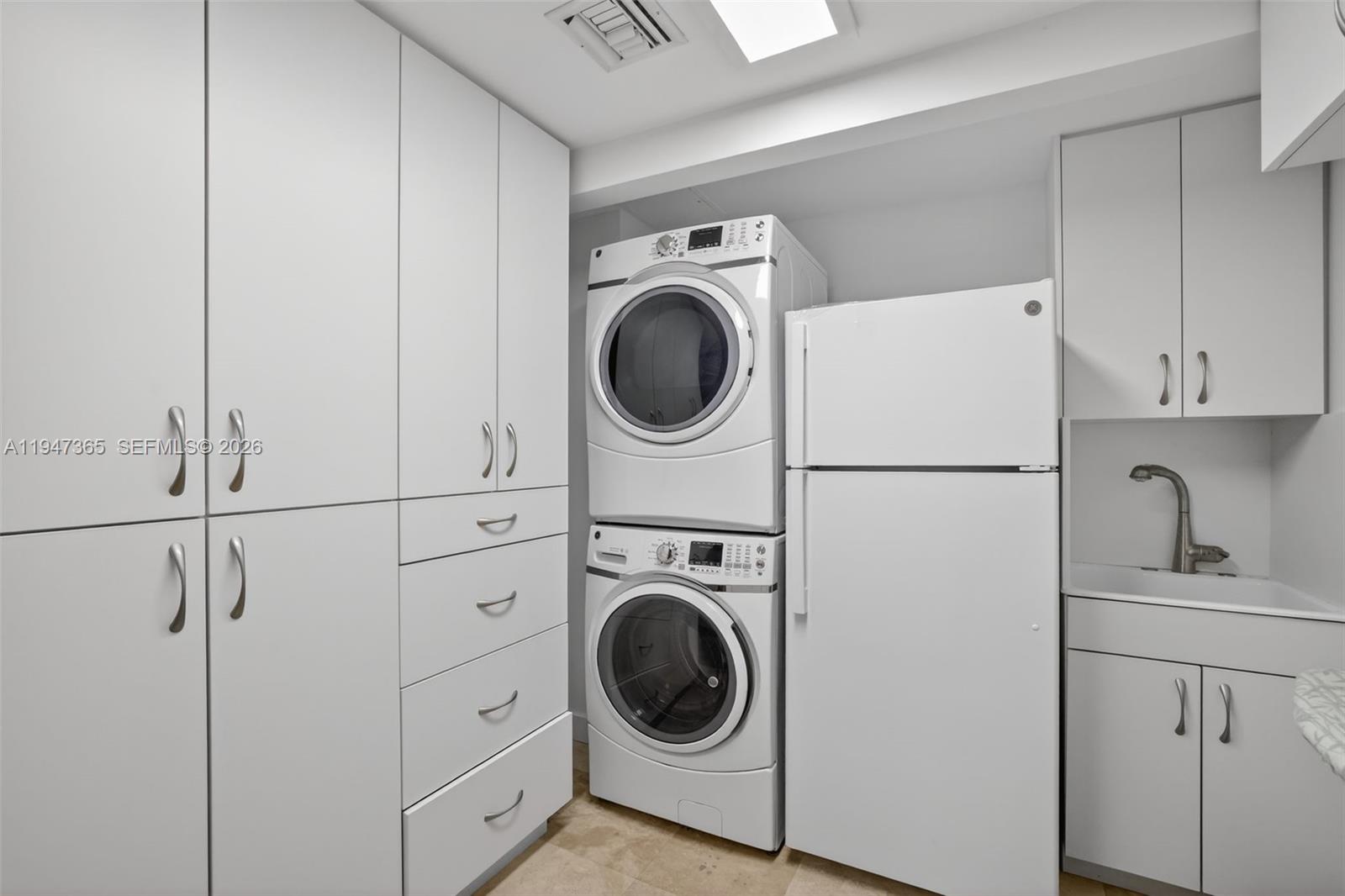 3201 NE 183rd St #906 Aventura, FL 33160