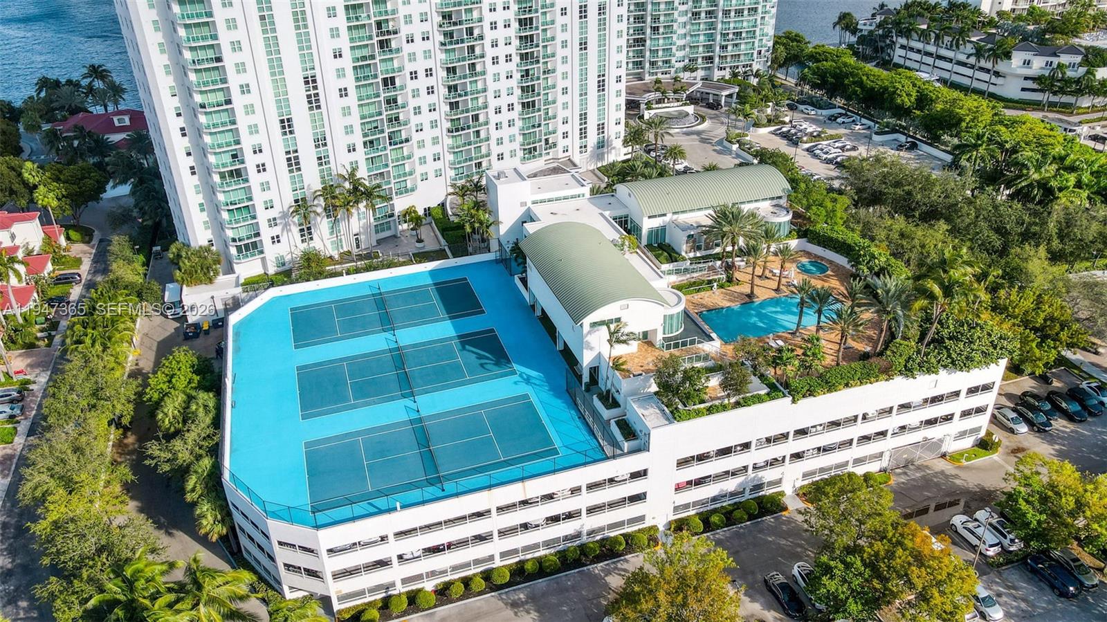 3201 NE 183rd St #906 Aventura, FL 33160