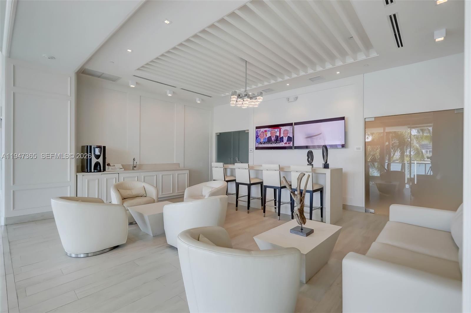 3201 NE 183rd St #906 Aventura, FL 33160