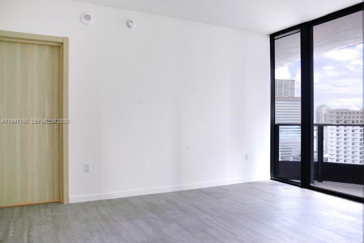 image Brickell Flatiron11