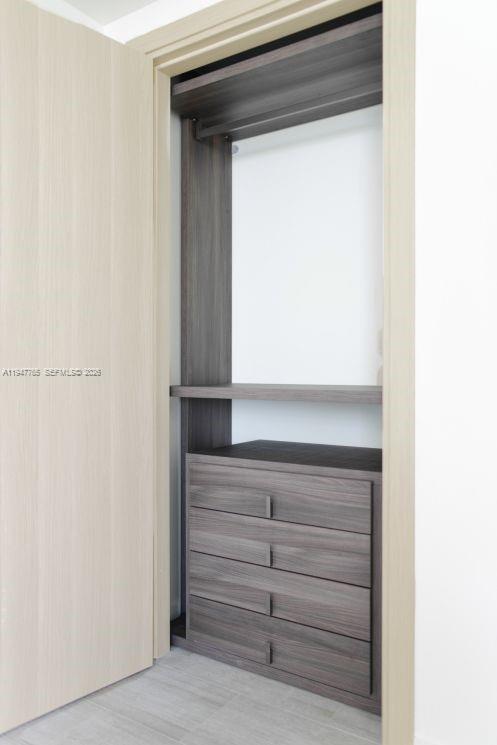 image Brickell Flatiron13