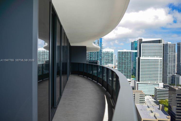 image Brickell Flatiron20