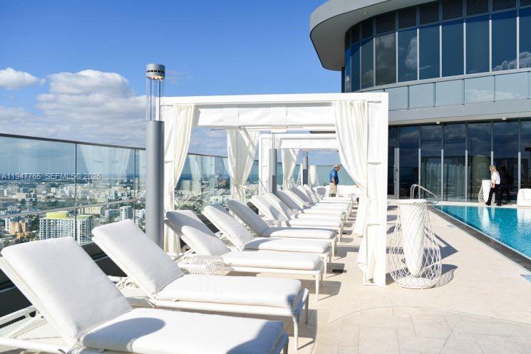 image Brickell Flatiron36