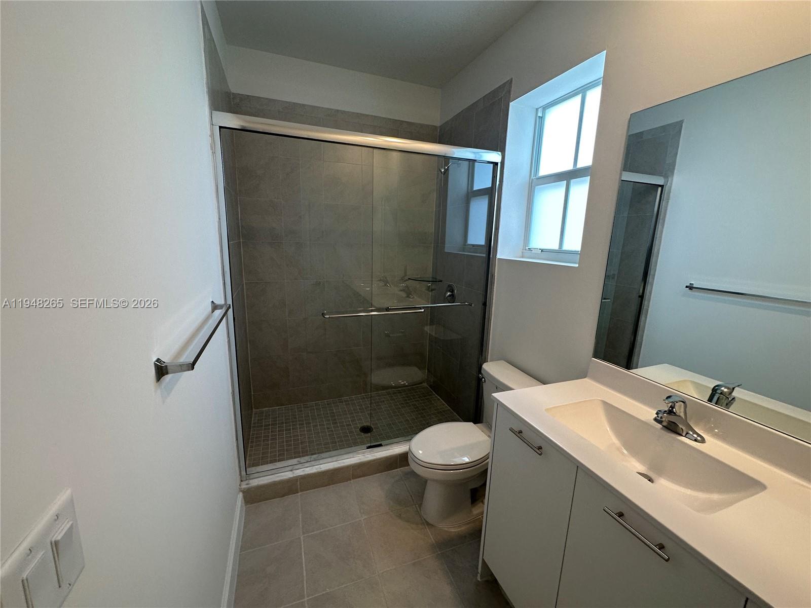 2382 NW 131st Cir Miami, FL 33167