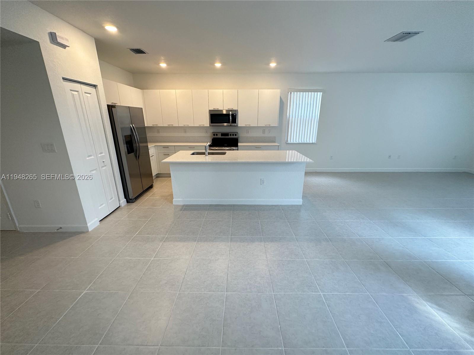 2382 NW 131st Cir Miami, FL 33167