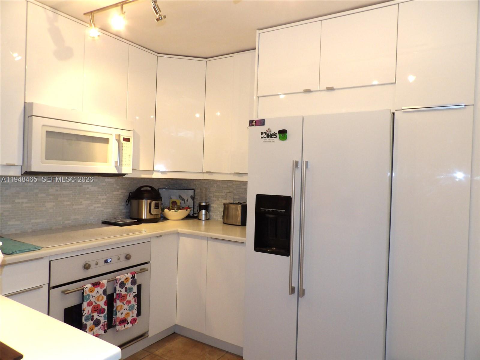 555 NE 15th St #14E Miami, FL 33132