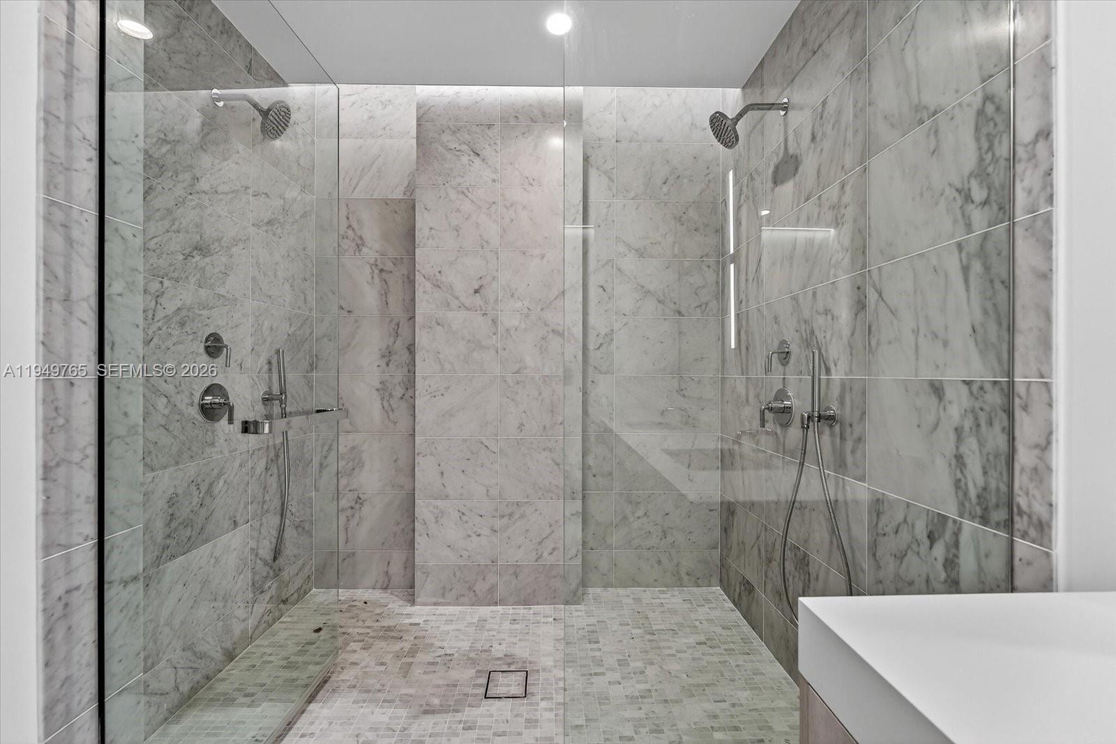 9201 E Bay Hbr Dr #UPH02 Bay Harbor Islands, FL 33154