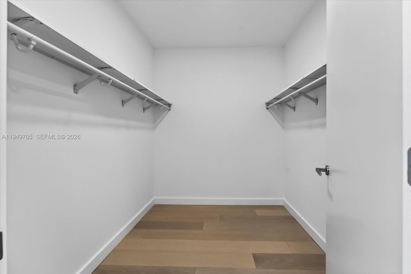 9201 E Bay Hbr Dr #UPH02 Bay Harbor Islands, FL 33154