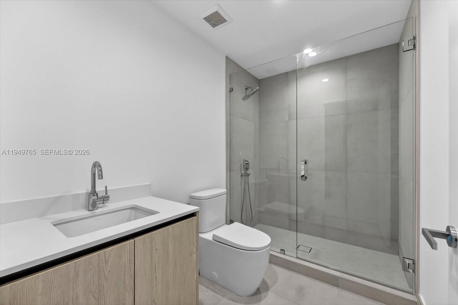 9201 E Bay Hbr Dr #UPH02 Bay Harbor Islands, FL 33154