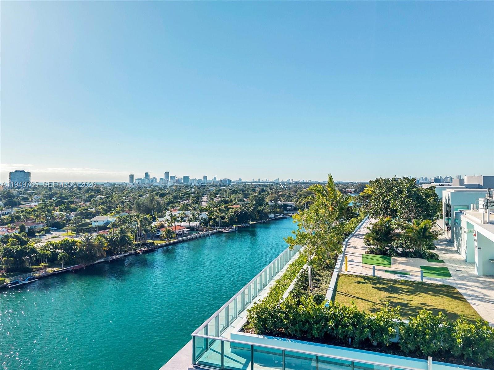 9201 E Bay Hbr Dr #UPH02 Bay Harbor Islands, FL 33154