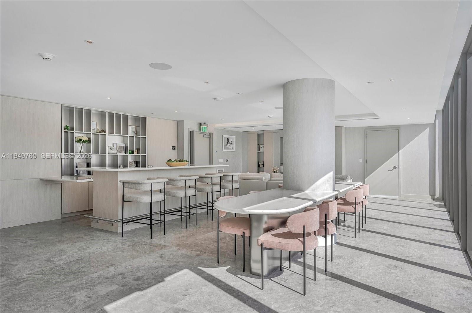 9201 E Bay Hbr Dr #UPH02 Bay Harbor Islands, FL 33154