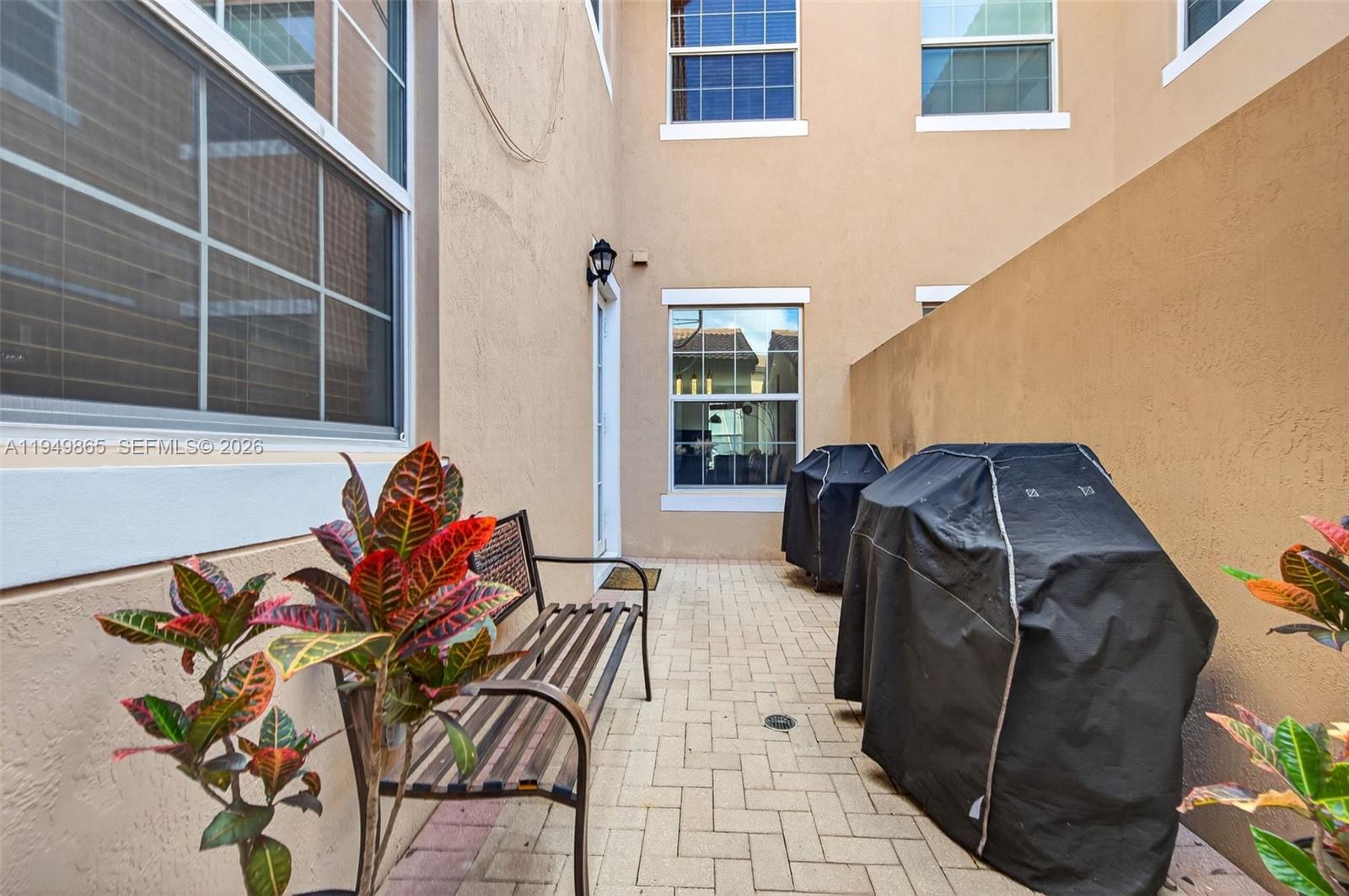 14615 SW 14th St #14615 Pembroke Pines, FL 33027