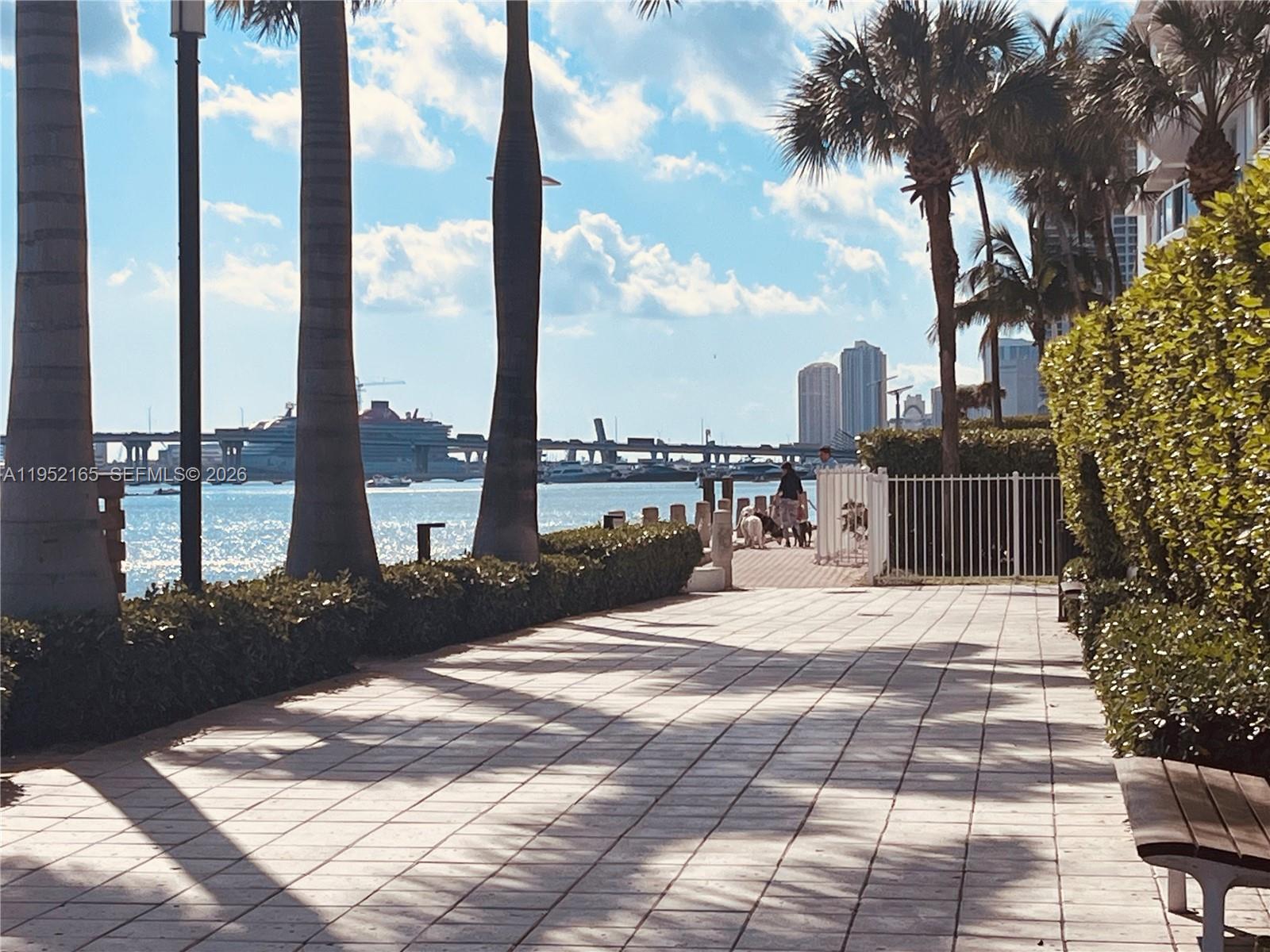 image 23 Biscayne Bay16