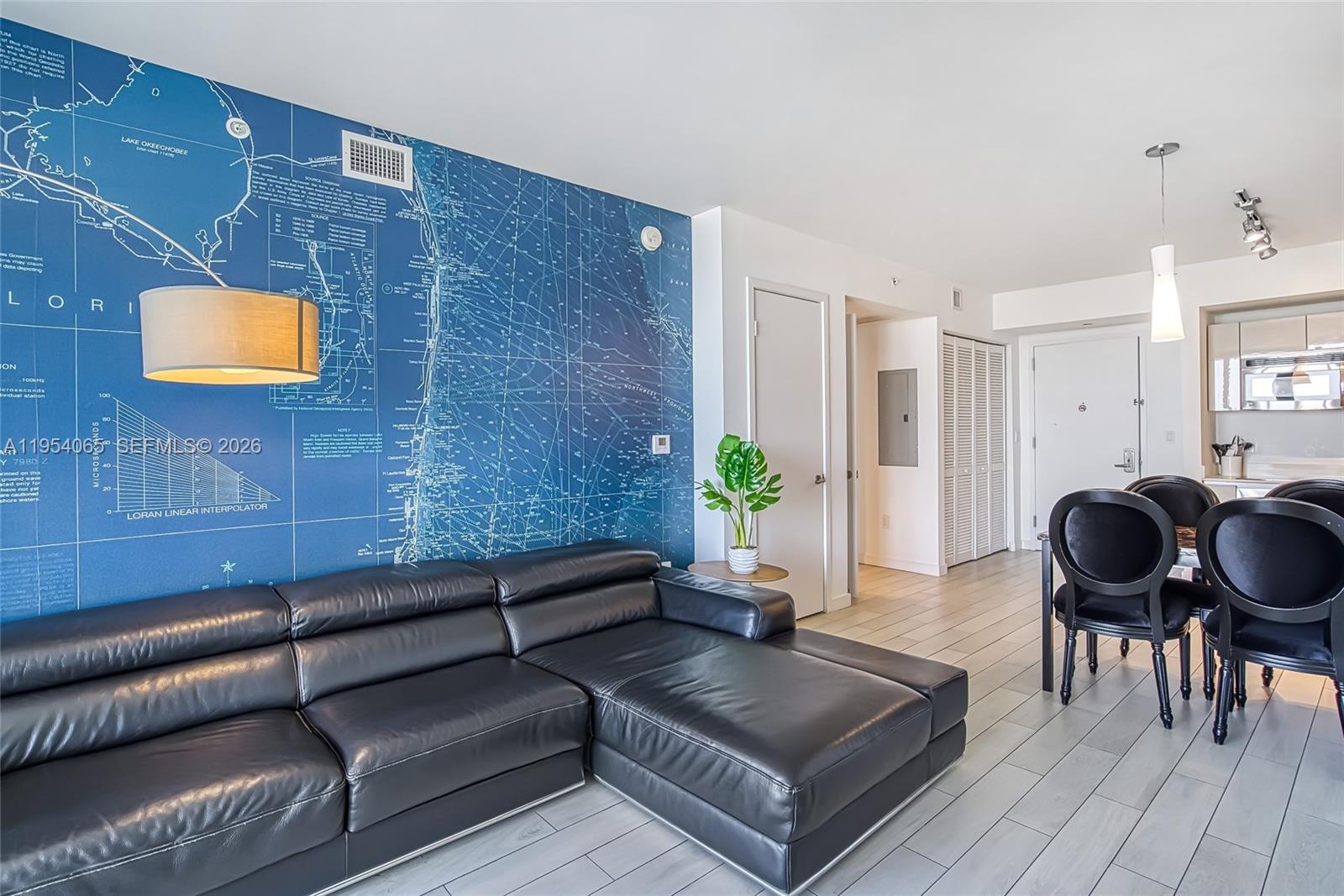 image Beachwalk Condominium1