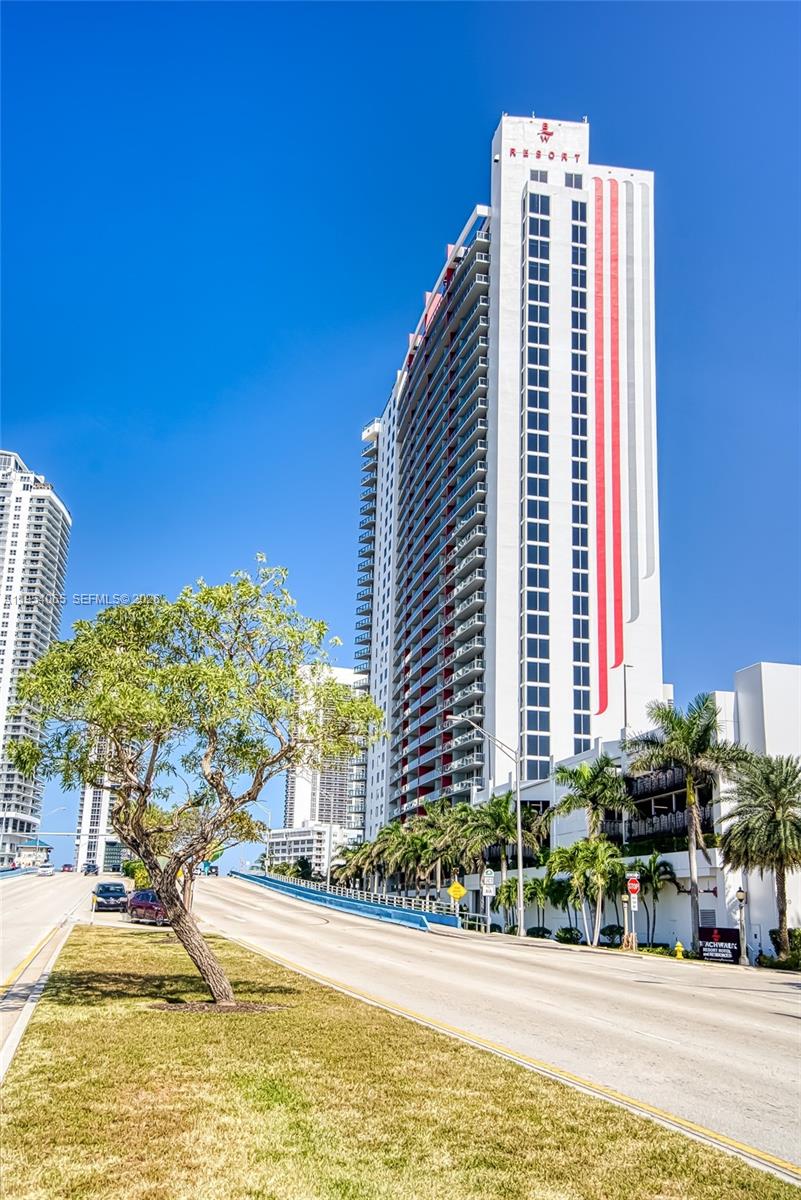 image Beachwalk Condominium40