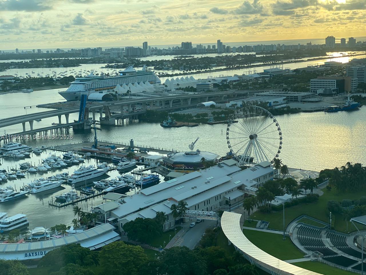 image Vizcayne South1