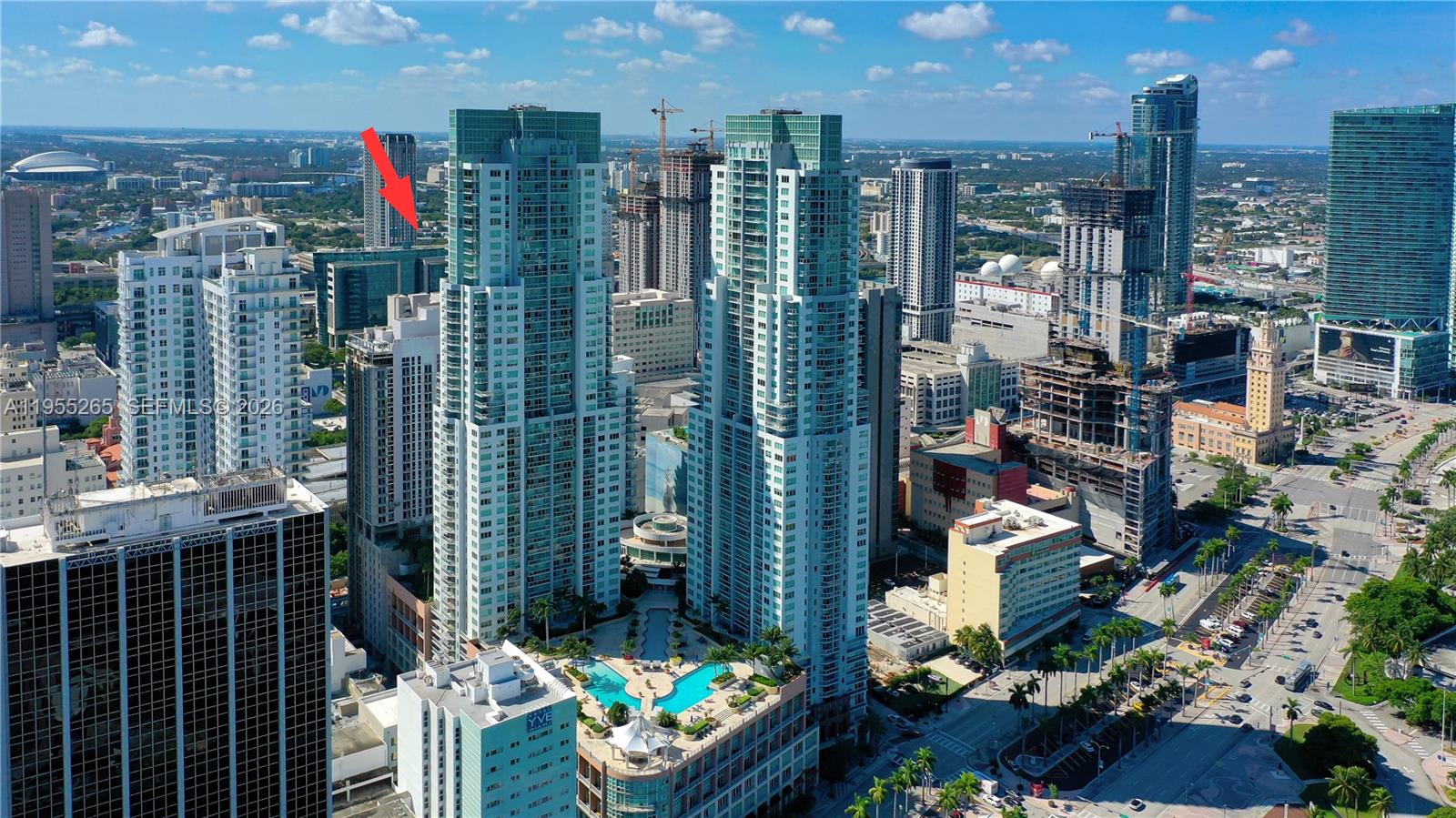 image Vizcayne South40