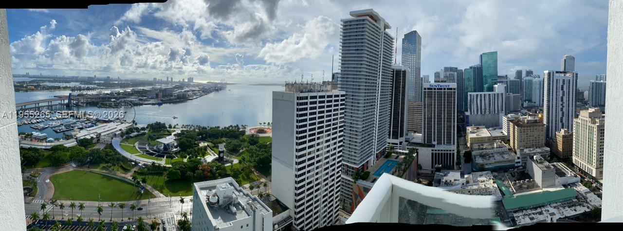 image Vizcayne South7