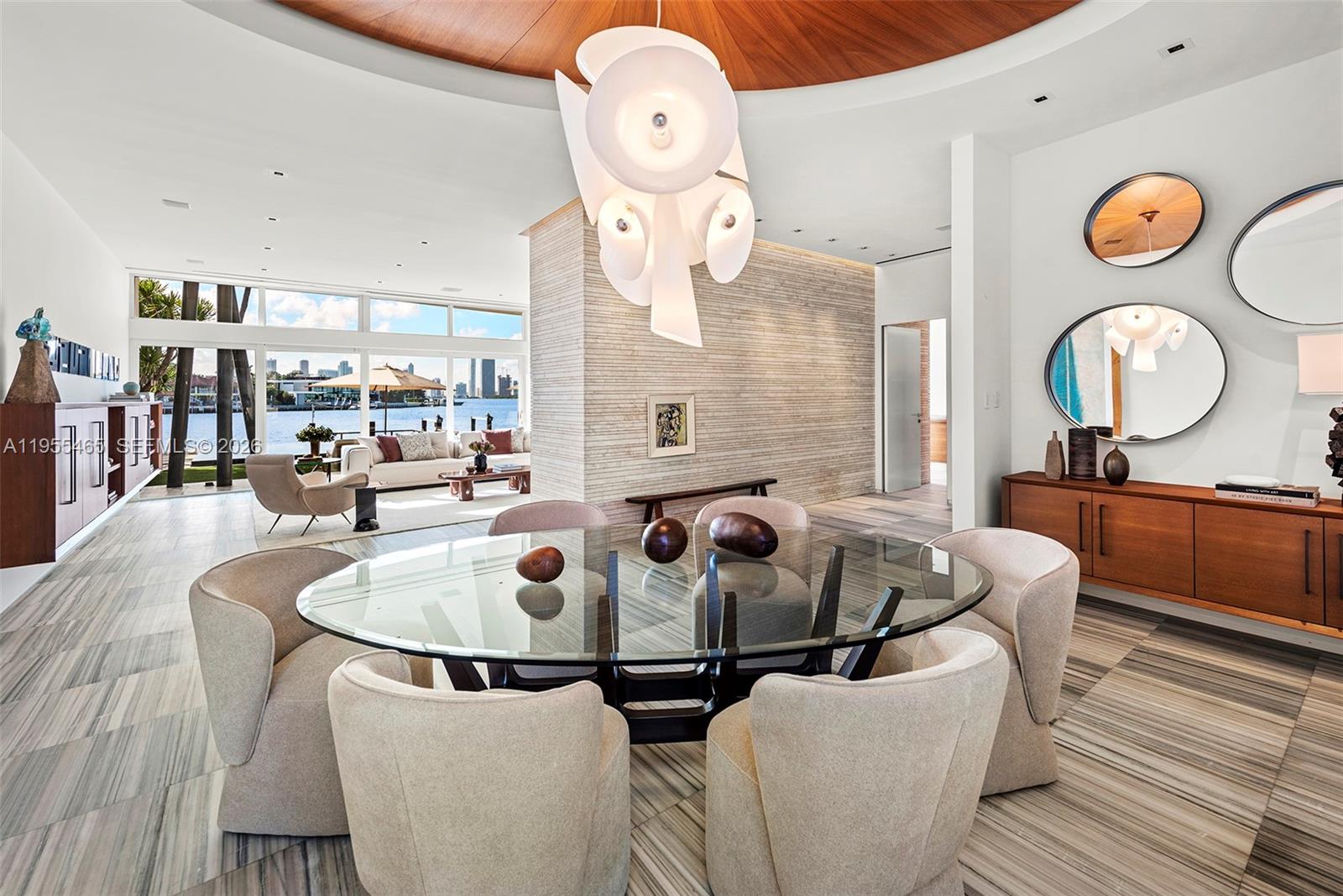 Undisclosed Address Miami Beach, FL 33139