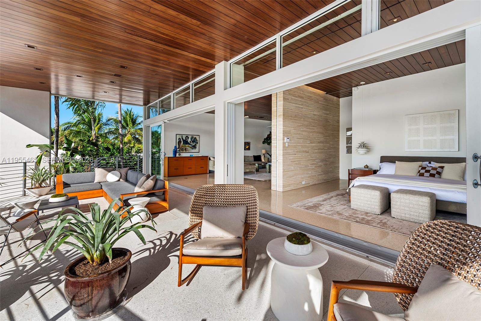 Undisclosed Address Miami Beach, FL 33139