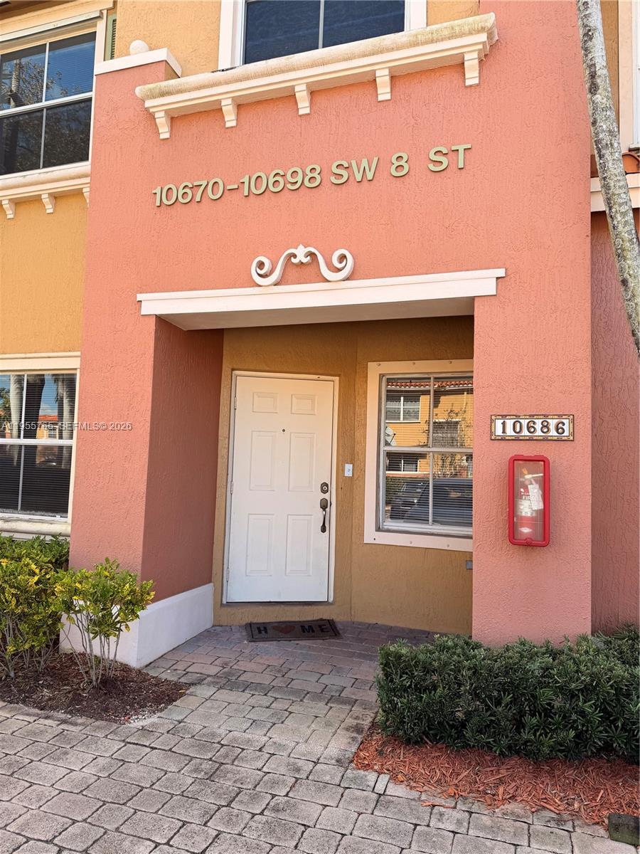 10686 SW 8th St #205