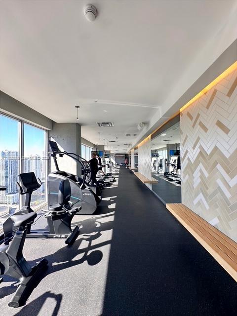 151 SE 1st St #2308 Miami, FL 33131