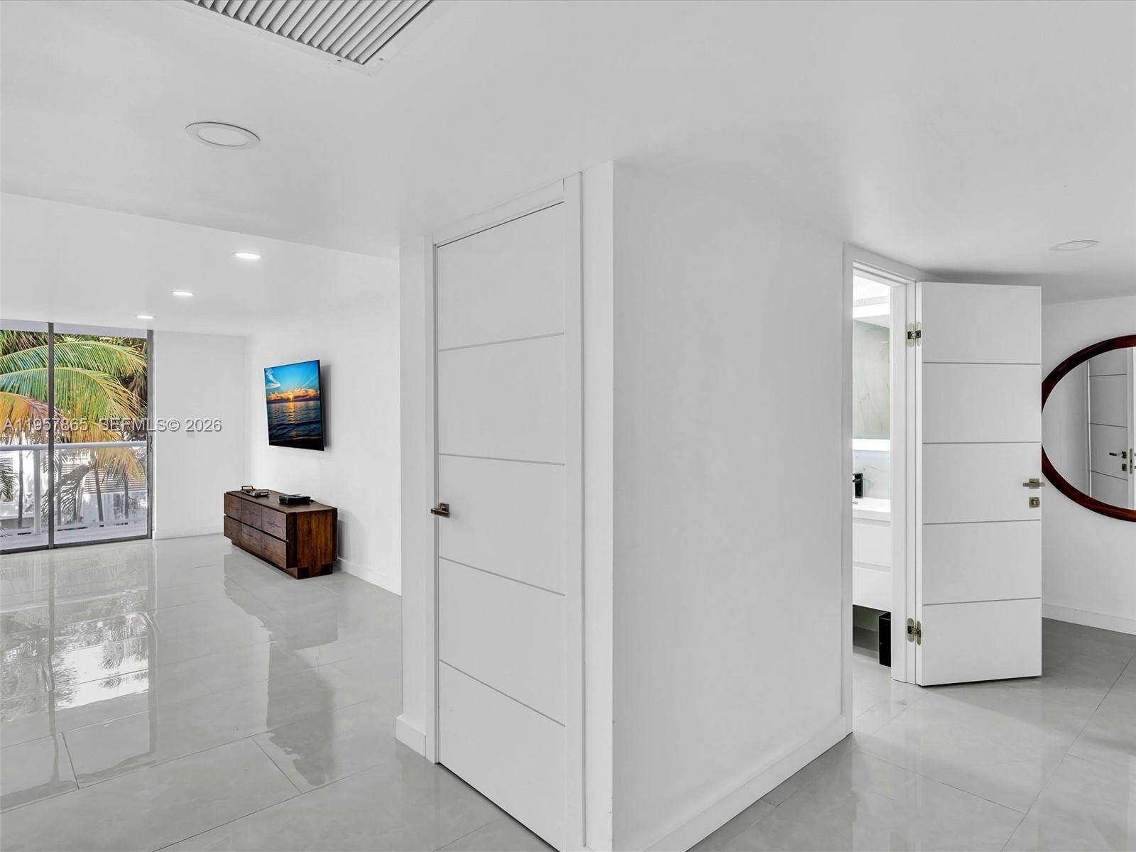 10000 W Bay Hbr Dr #201 Bay Harbor Islands, FL 33154