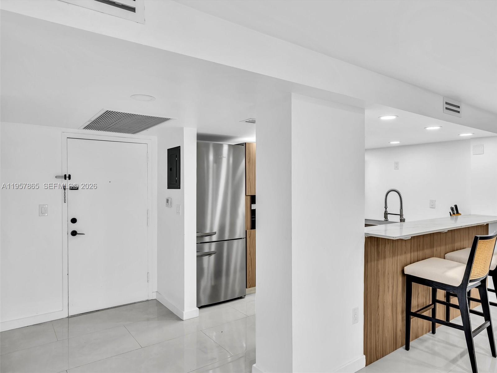 10000 W Bay Hbr Dr #201 Bay Harbor Islands, FL 33154