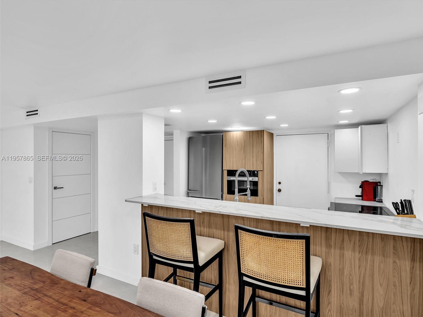 10000 W Bay Hbr Dr #201 Bay Harbor Islands, FL 33154