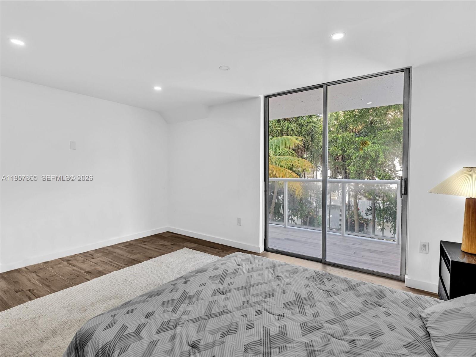 10000 W Bay Hbr Dr #201 Bay Harbor Islands, FL 33154