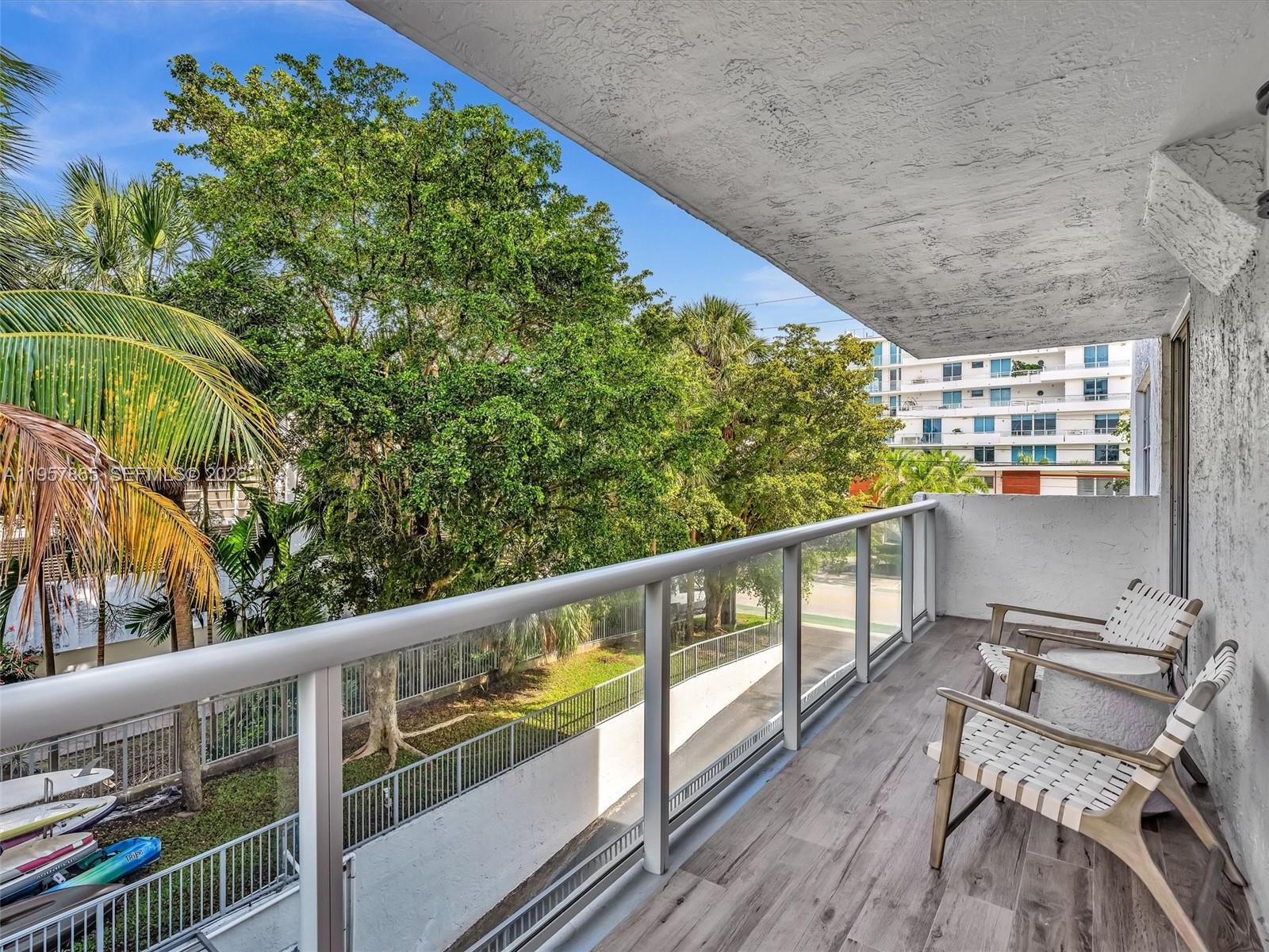 10000 W Bay Hbr Dr #201 Bay Harbor Islands, FL 33154