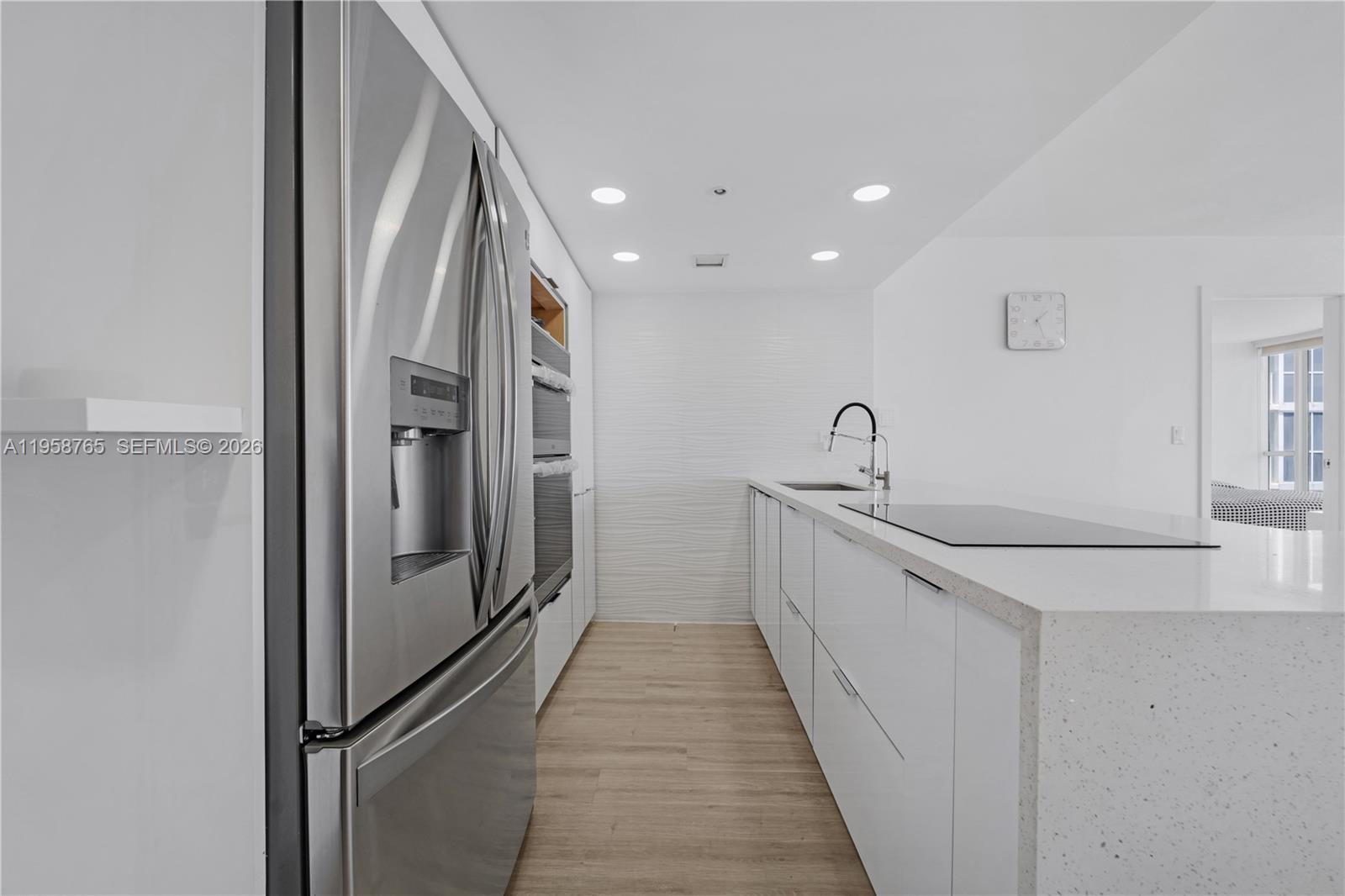 7601 E Treasure Dr #2209 North Bay Village, FL 33141