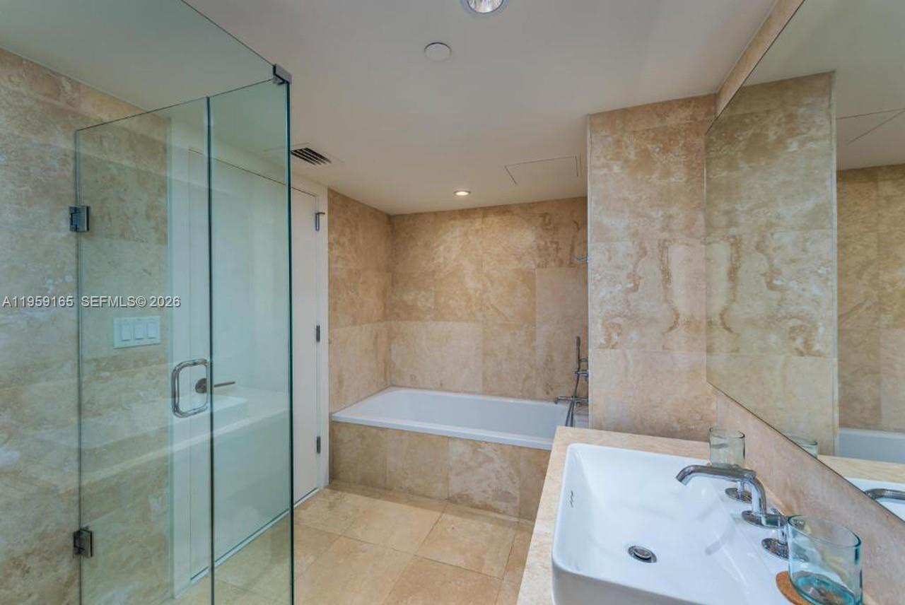 image 1 Hotel & Homes South Beach6