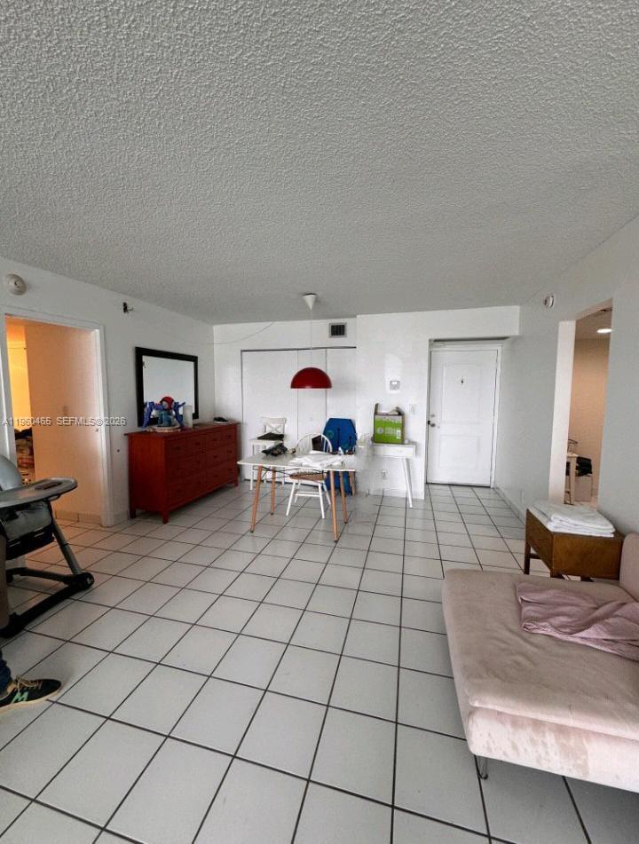 image Arlen House East6