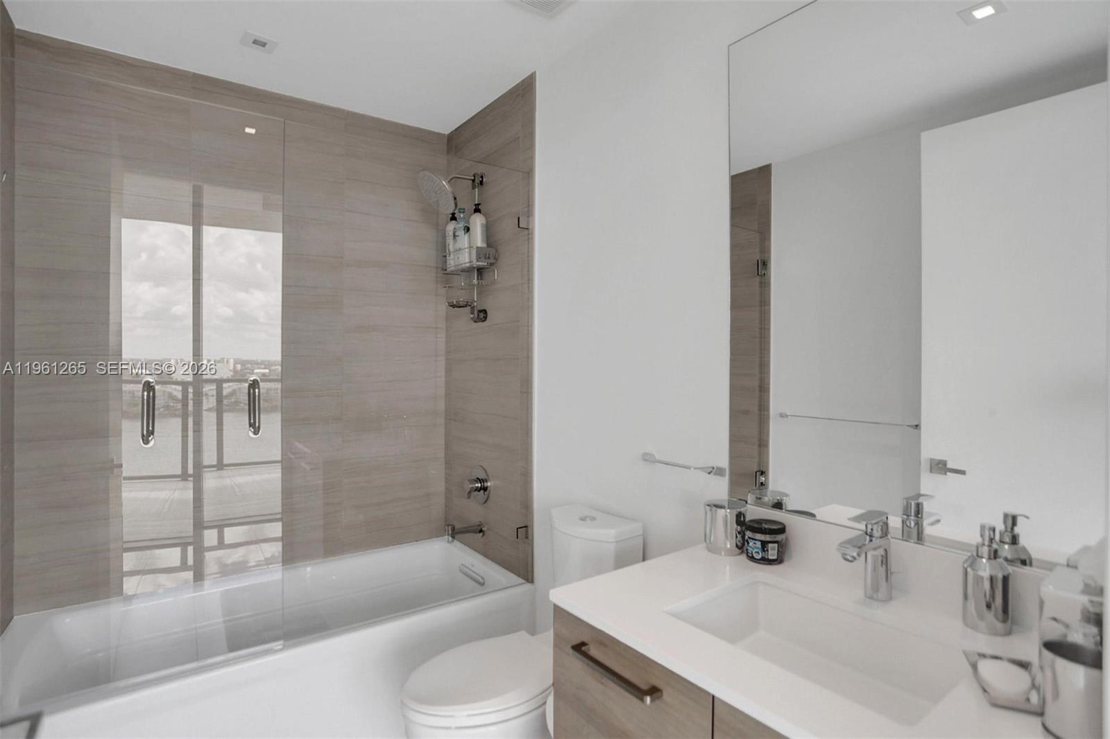 5500 Island Estates Dr #1105 Aventura, FL 33160