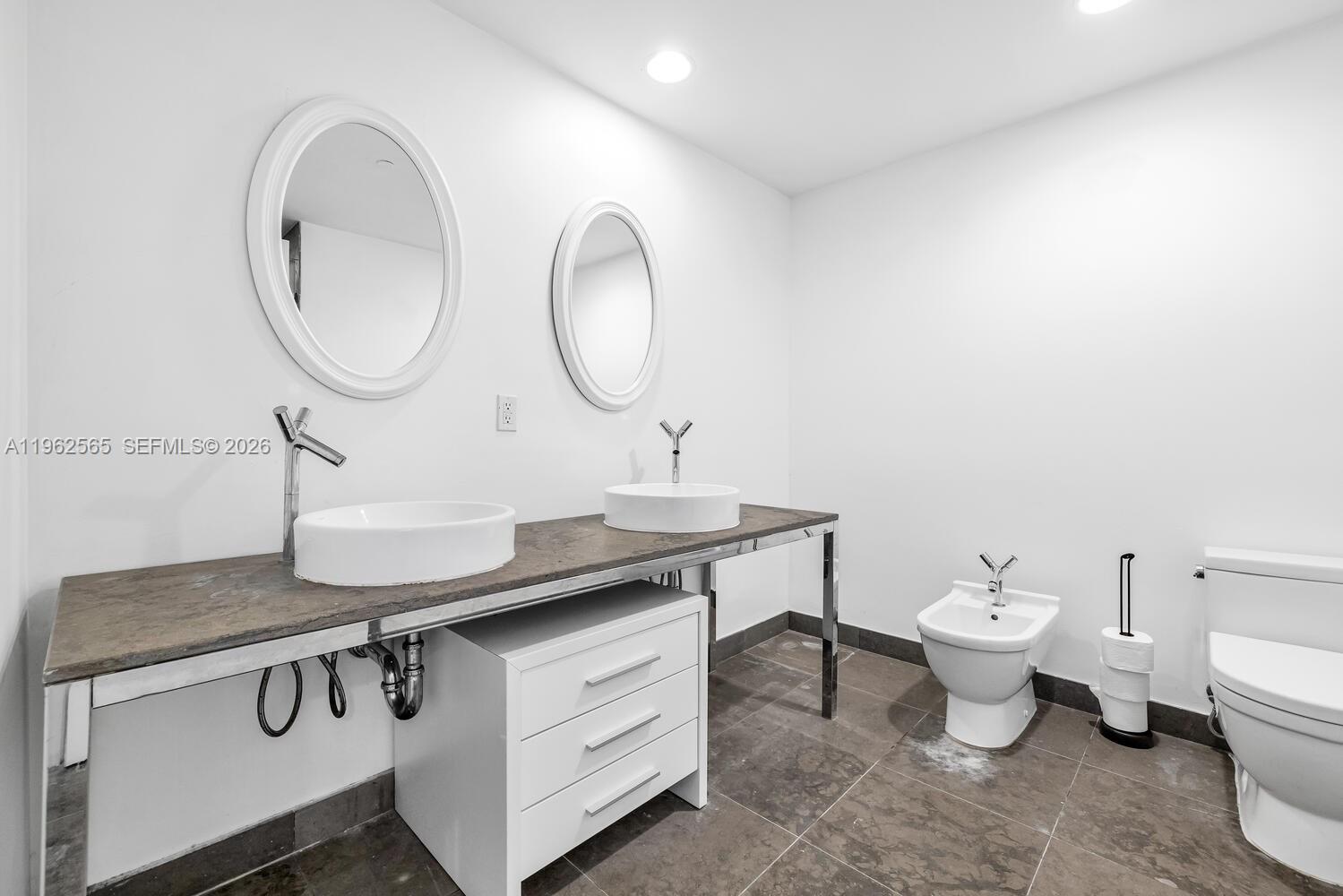 image Icon Brickell II13