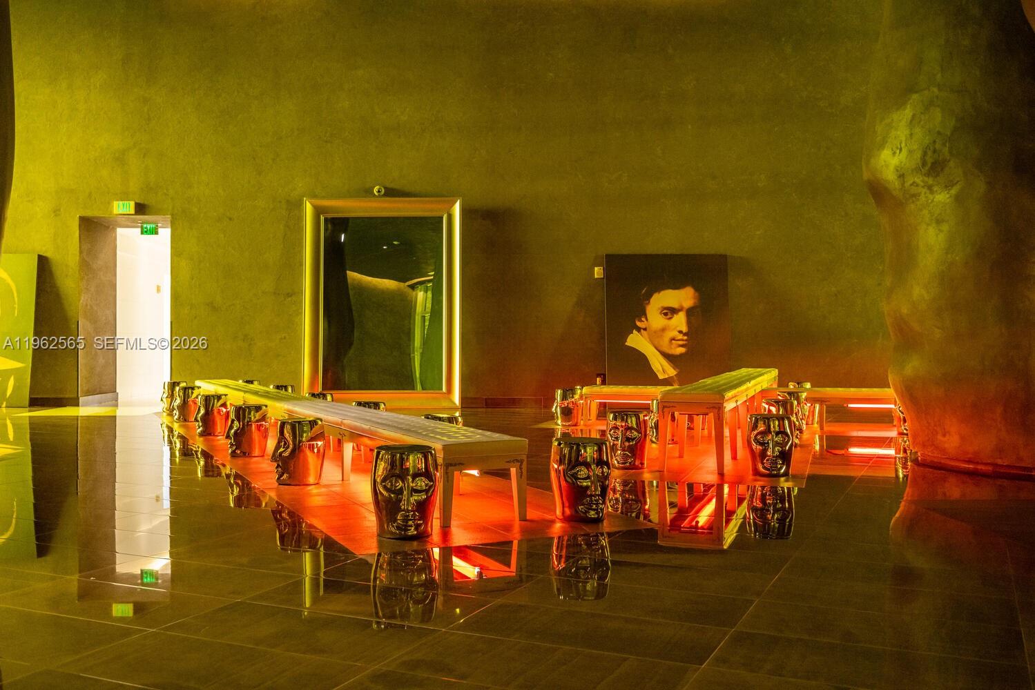 image Icon Brickell II17