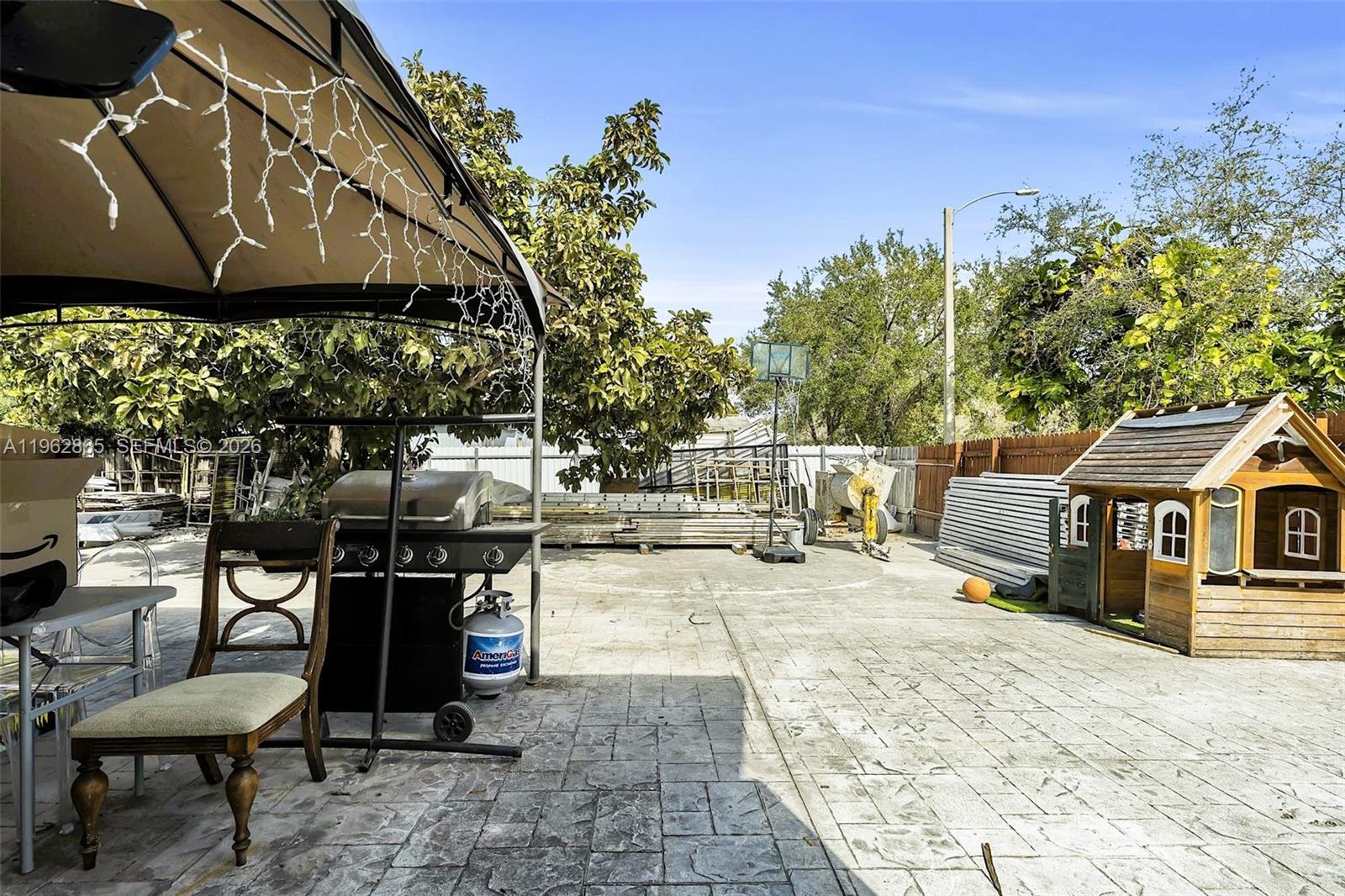 12201 SW 194th Ter Miami, FL 33177