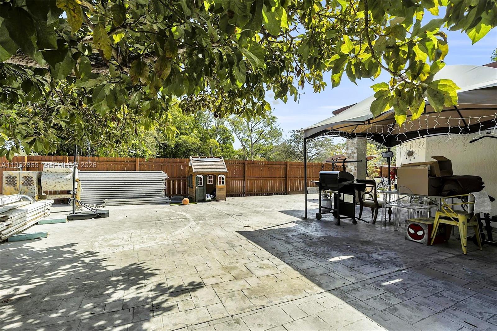 12201 SW 194th Ter Miami, FL 33177