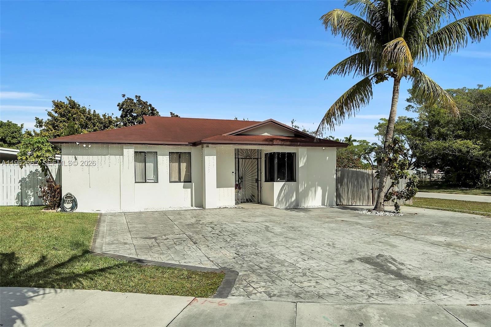 12201 SW 194th Ter Miami, FL 33177