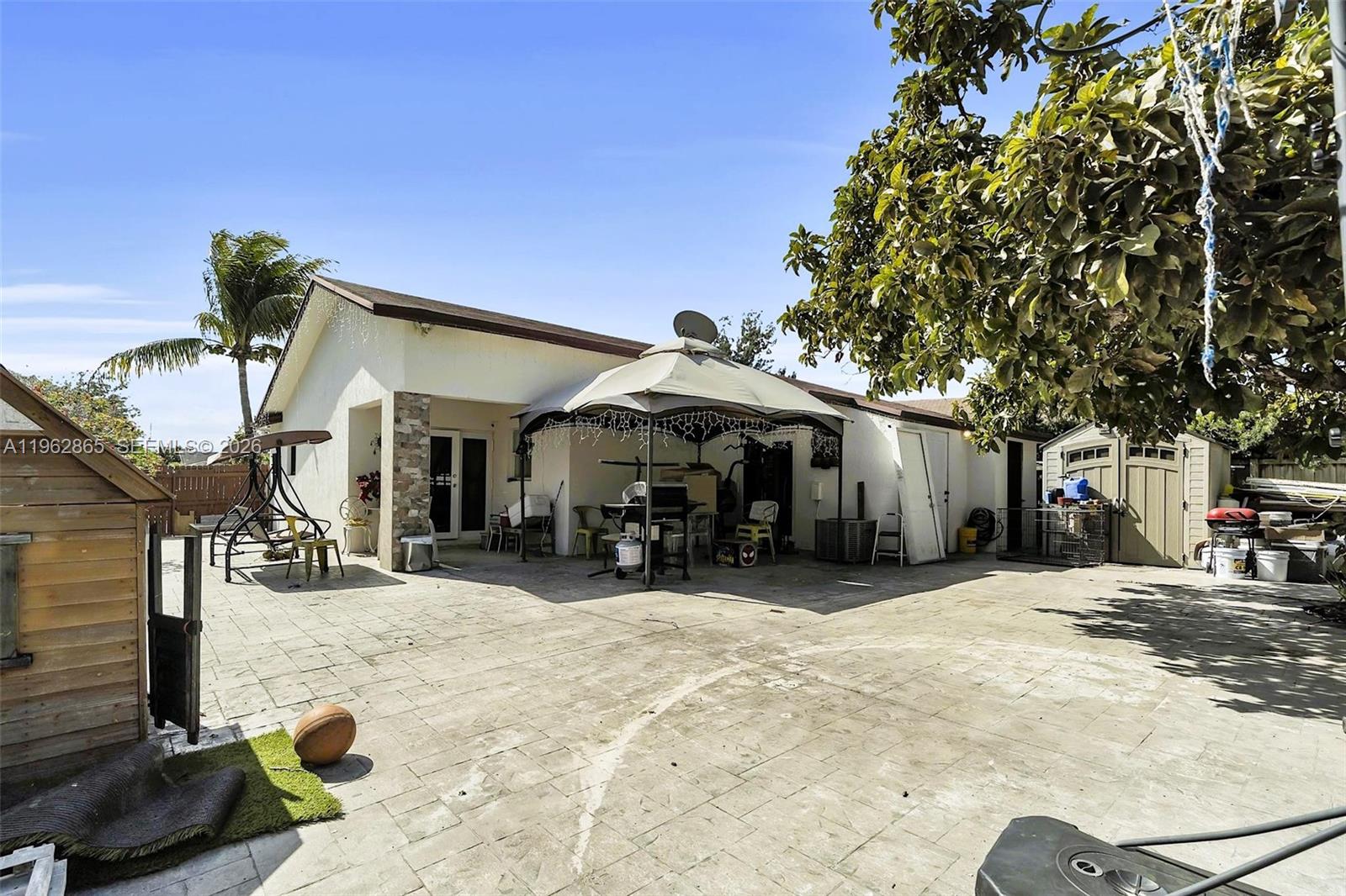 12201 SW 194th Ter Miami, FL 33177