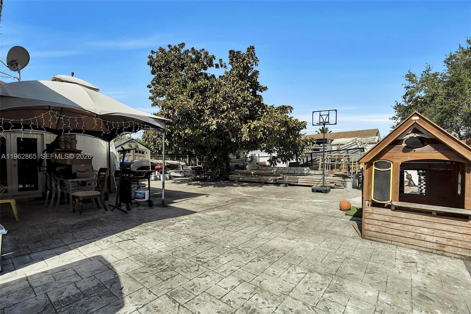 12201 SW 194th Ter Miami, FL 33177