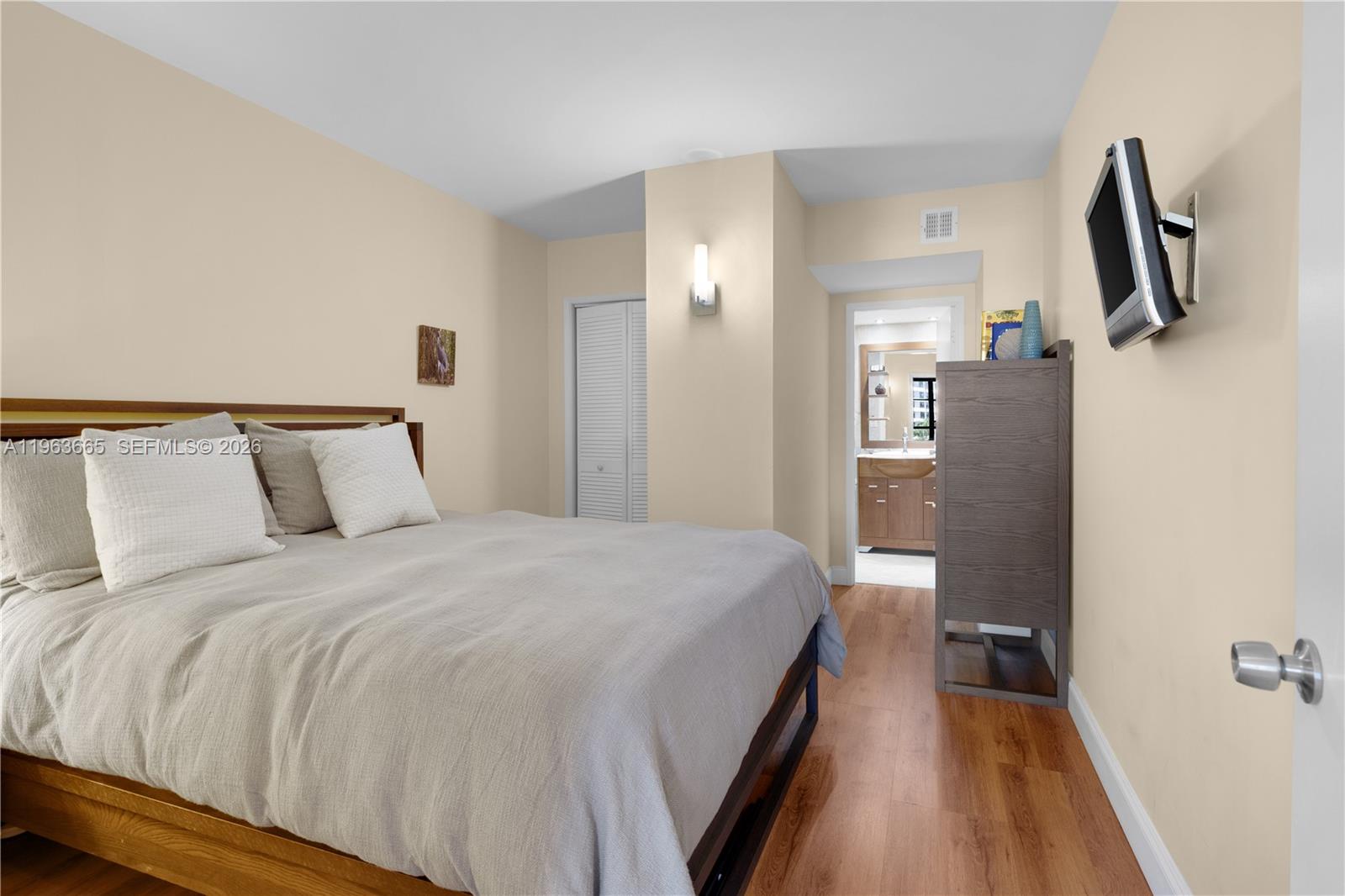 500 Three Iss Blvd #221 Hallandale Beach, FL 33009