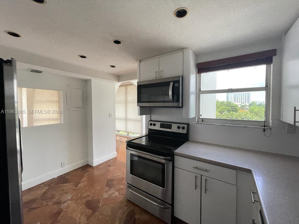 image Brickell Place I1