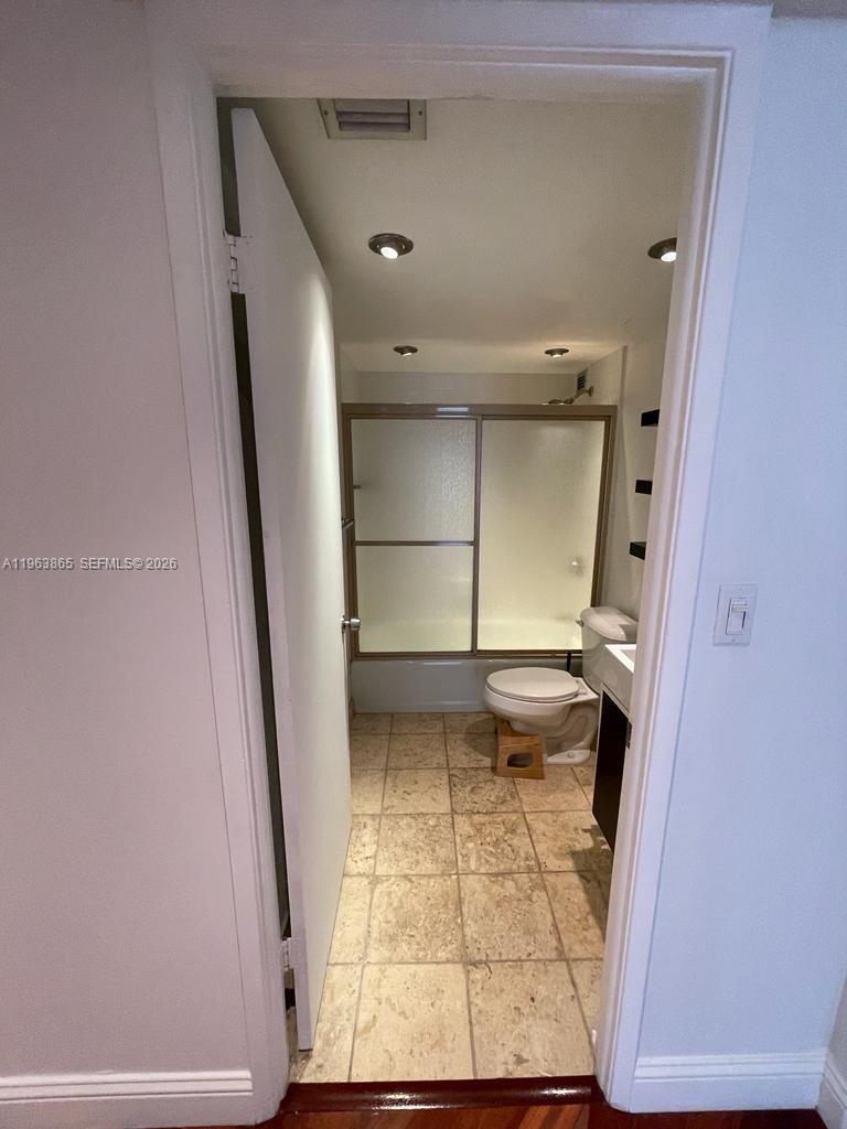 image Brickell Place I31