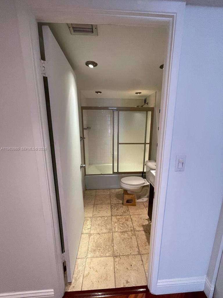 image Brickell Place I34