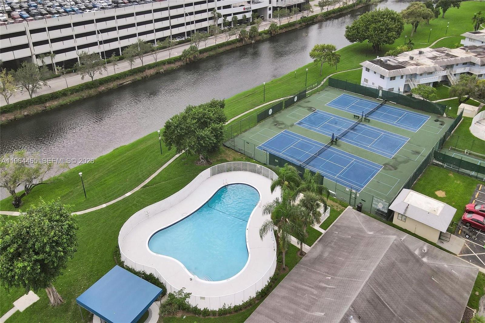 7610 SW 82nd St #J207 Miami, FL 33143