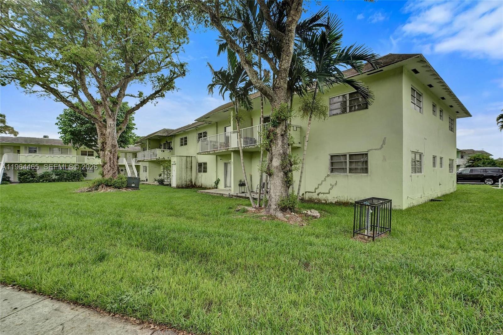 7610 SW 82nd St #J207 Miami, FL 33143